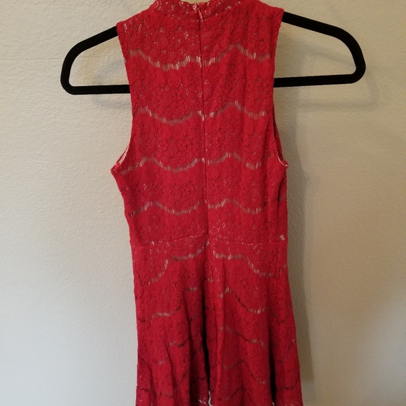 RED DRESS - Picture 3 of 3